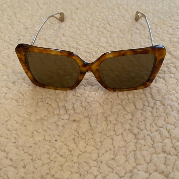 Gucci Square Frame Sunglasses - Picture 2 of 4